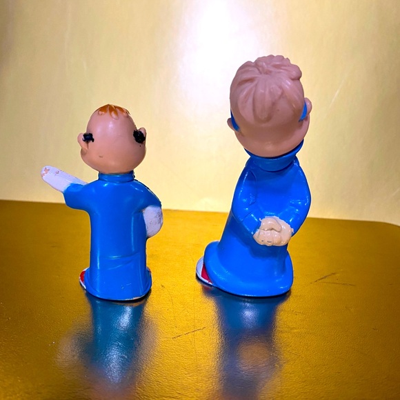 ALVIN AND THE CHIPMUNKS VTG 80s SIMON 3.25” & SIMON PLAYING GUITAR PVC FIGURES - Picture 9 of 11